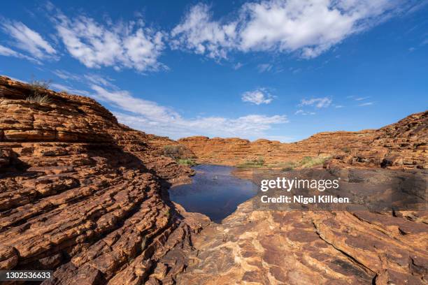 kings canyon, northern territory, australia - kings canyon australia stockfoto's en -beelden