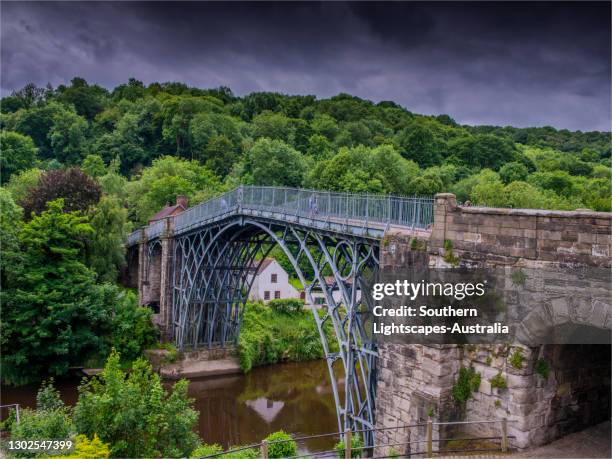 the iron bridge at severn shropshire, england, united kingdom. - shropshire stock pictures, royalty-free photos & images