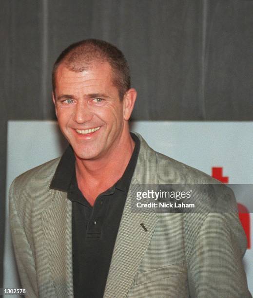 Actor Mel Gibson attends a press conference October 17, 2000 to promote his new movie "What Women Want" at the Intercontinental Hotel in Sydney,...