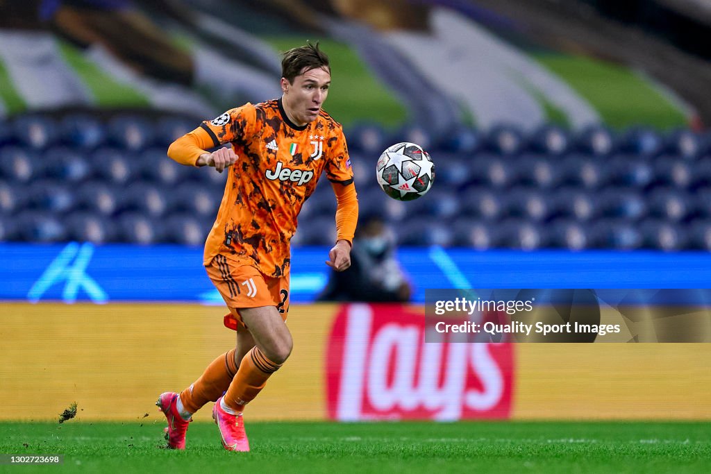FC Porto v Juventus - UEFA Champions League Round Of 16 Leg One