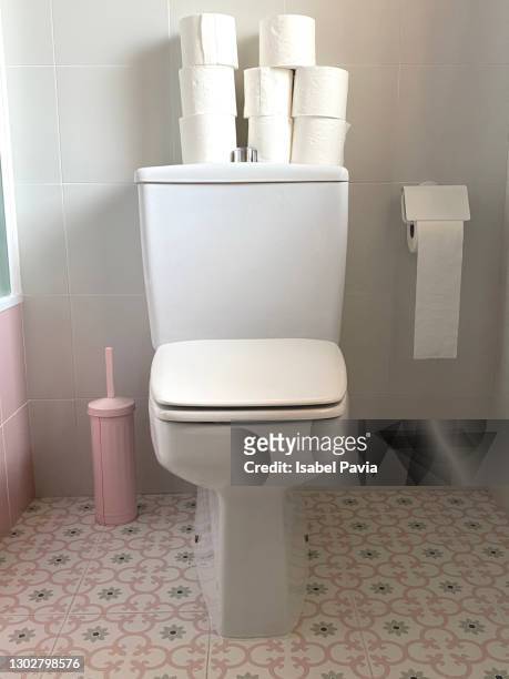 toilet bowl in modern bathroom - closet stockfoto's en -beelden