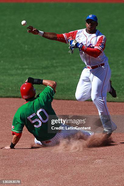 Agustin Murillo of Mexico can not take the second base during the 2011 Pan American Games Pan American in Baseball Stadium October 25, 2011 in...