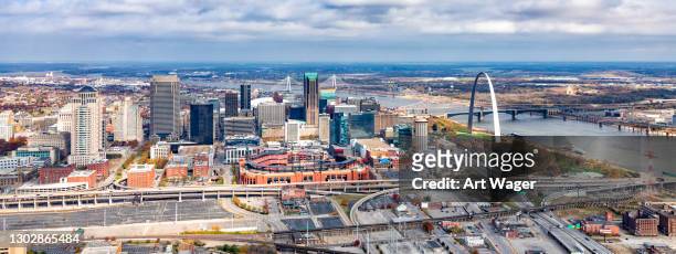 st. louis cityscape aerial - missouri skyline stock pictures, royalty-free photos & images