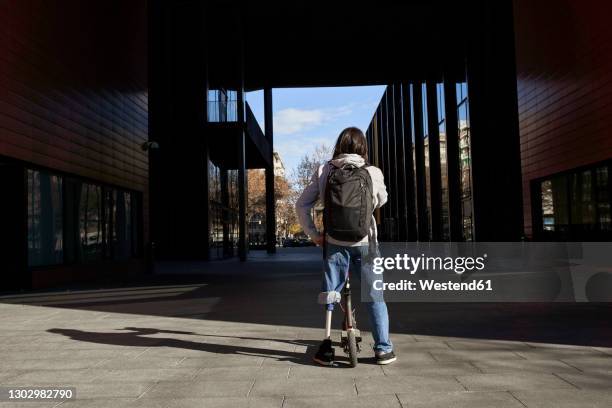 209 Man With Long Hair Behind Photos and Premium High Res Pictures - Getty Images 209 Man With Long Hair Behind Photos and Premium High Res Pictures - Getty Images