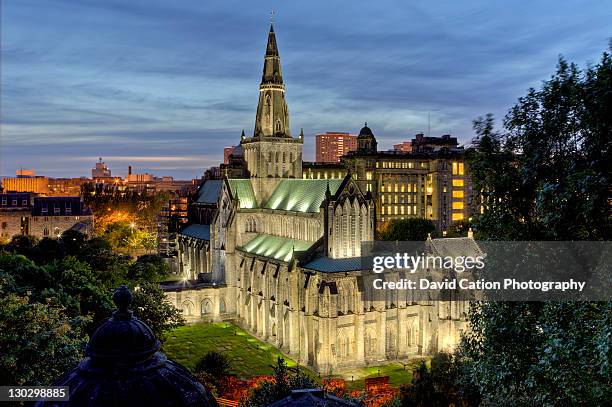 glasgow cathedral from necropolis - glasgow - fotografias e filmes do acervo