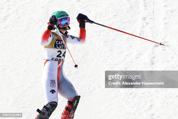 305 Asa Andō Photos & High Res Pictures Getty Images