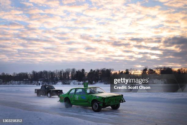 56 Year Steve Rice Stock Photos, High-Res Pictures, and Images - Getty ...