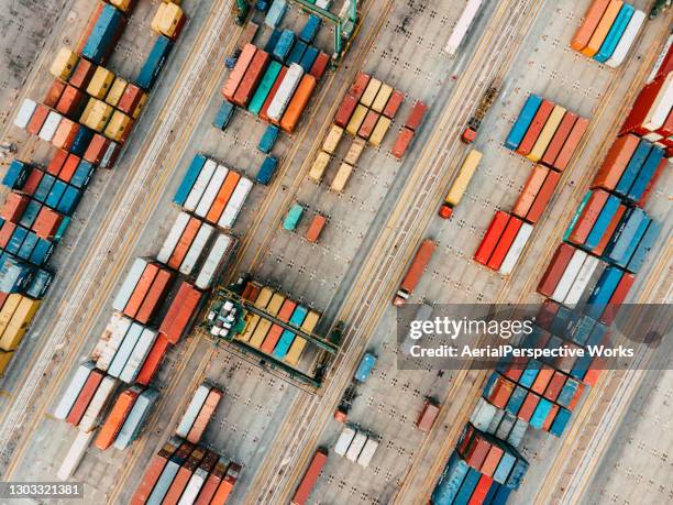 Container Upper View 2.096 Container Truck Top View Stock Photos, High-Res Pictures, and ...
