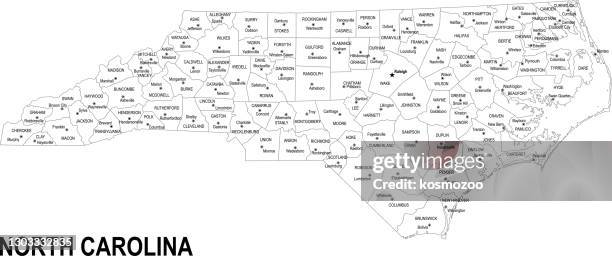 ilustraciones, imágenes clip art, dibujos animados e iconos de stock de mapa esbozado de carolina del norte - carolina del norte estado de los ee uu