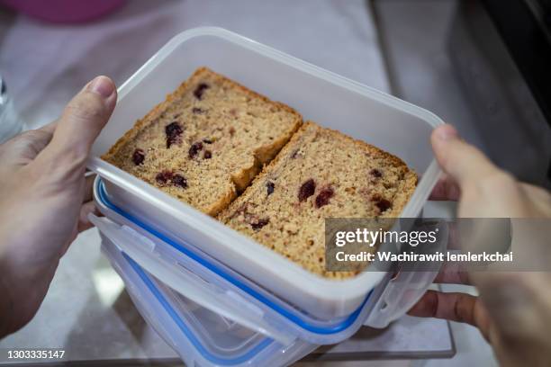44 Cake In Tupperware Stock Photos, High-Res Pictures, and Images - Getty  Images