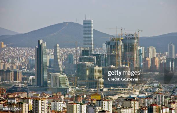 skyline di istanbul - contemporary istanbul foto e immagini stock