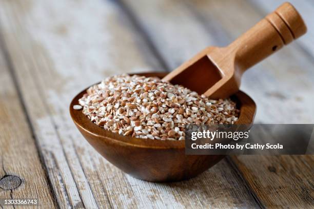 buckwheat - boekweit stockfoto's en -beelden