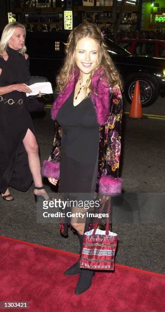 Actress Kelly Preston arrives at the premiere of the new film "Charlie''s Angels" on October 22, 2000 in Hollywood, CA.