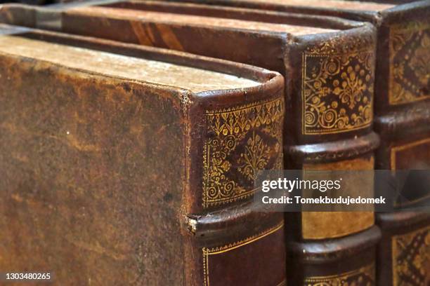 books - old book stock-fotos und bilder