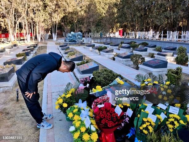 He Hongjun 33 Wang Hongjun Stock Photos, High-Res Pictures, and Images - Getty Images