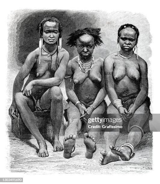 ilustrações de stock, clip art, desenhos animados e ícones de women of the pahouins tribe in lambarene gabon africa - face painting