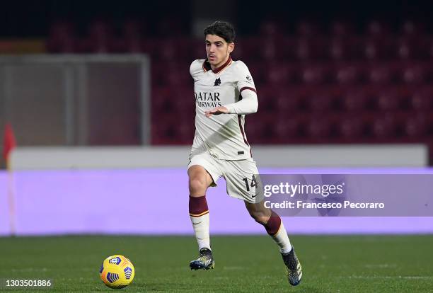 Gonzalo Villar of AS Roma during the Serie A match between Benevento Calcio and AS Roma at Stadio Ciro Vigorito on February 21, 2021 in Benevento,...