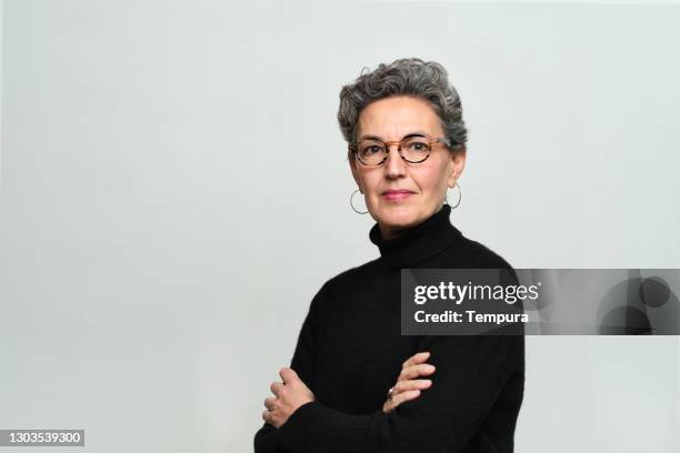 a businesswoman waist-up corporate portrait. - woman waist up isolated stock pictures, royalty-free photos & images