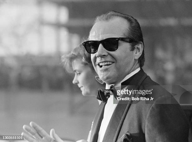 Station Interaction for me 693 Jack Nicholson Oscars Photos & High Res Pictures - Getty Images