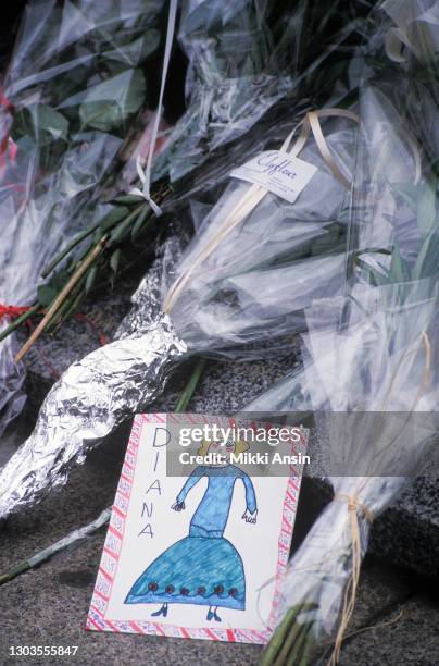 Princess Diana died on August 31, 1997. The following day, her beloved supporters leave momentos at the site of her fatal accident in Paris. Photo is...