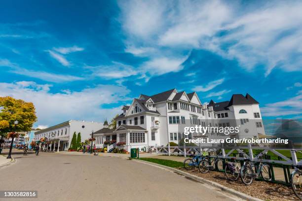 street view of the beautiful buildings on mackinac island, michigan, united states of america, north america - mackinac island stock pictures, royalty-free photos & images