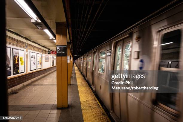 new york subway, new york, united states of america, north america - metro north railroad stockfoto's en -beelden