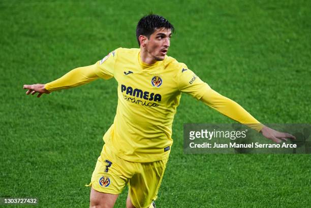 Gerard Moreno of Villarreal CF celebrates after scoring goal during the La Liga Santander match between Athletic Club and Villarreal CF at Estadio de...
