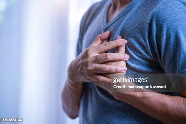 heart disease patients - breathing chest foto e immagini stock