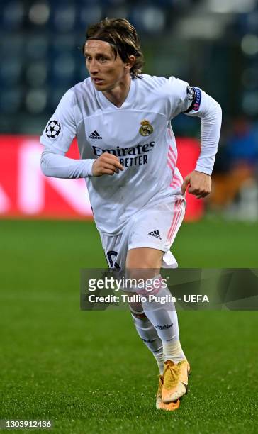 Luka Modric of Real Madrid in action during the UEFA Champions League Round of 16 match between Atalanta and Real Madrid at Gewiss Stadium on...