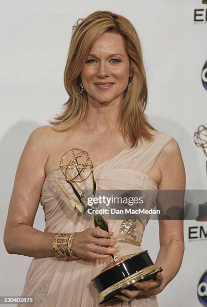 Linney Laura Linney 2008 Photos and Premium High Res Pictures - Getty Images