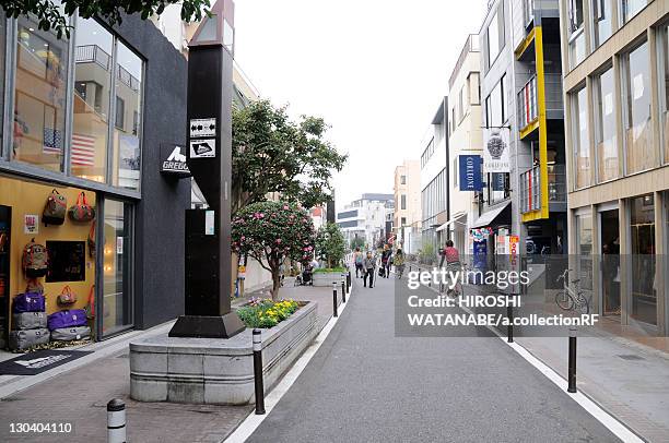 street - omotesando tokio stockfoto's en -beelden