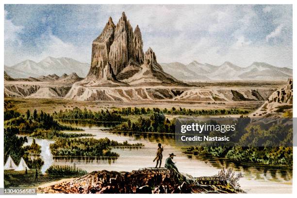 ilustraciones, imágenes clip art, dibujos animados e iconos de stock de nuevo monumento mexicano shiprock - new mexico