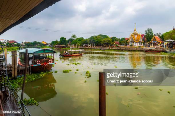 river scene on the chao phraya river in ayutthaya (thailand)ayutthaya) - river chao phraya stock pictures, royalty-free photos & images