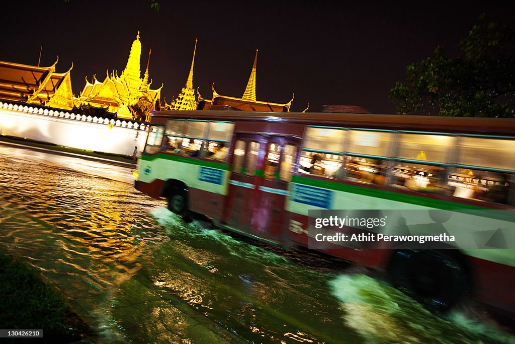 Bangkok's Flood Defences Fail As High Tide Approaches