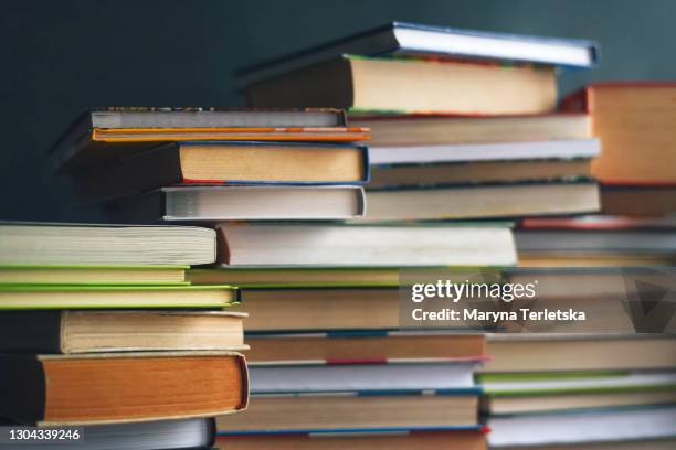 background with many books. - text book stockfoto's en -beelden