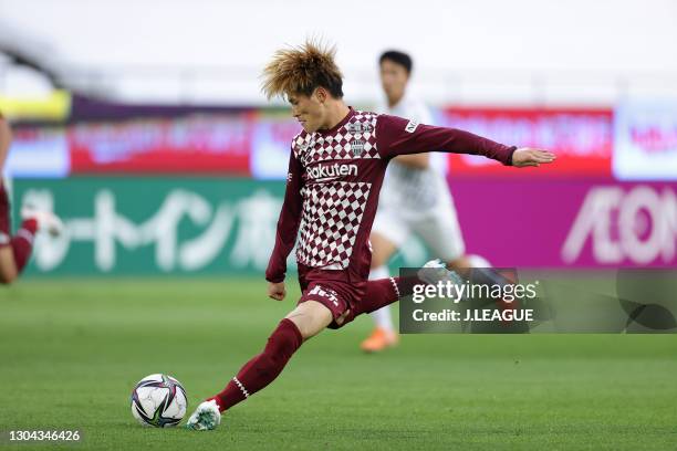 Kyogo FURUHASHI of Vissel Kobe in action during the J.League Meiji Yasuda J1 match between Vissel Kobe and Gamba Osaka at Noevir Stadium Kobe on...