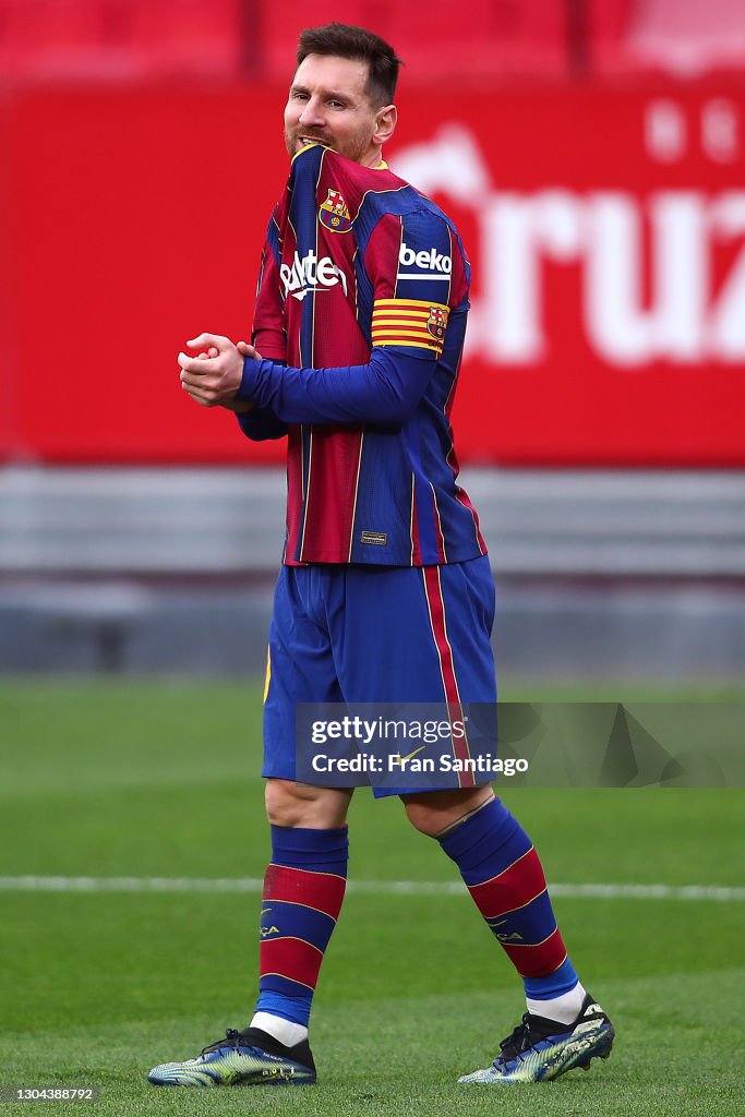 Sevilla FC v FC Barcelona - La Liga Santander