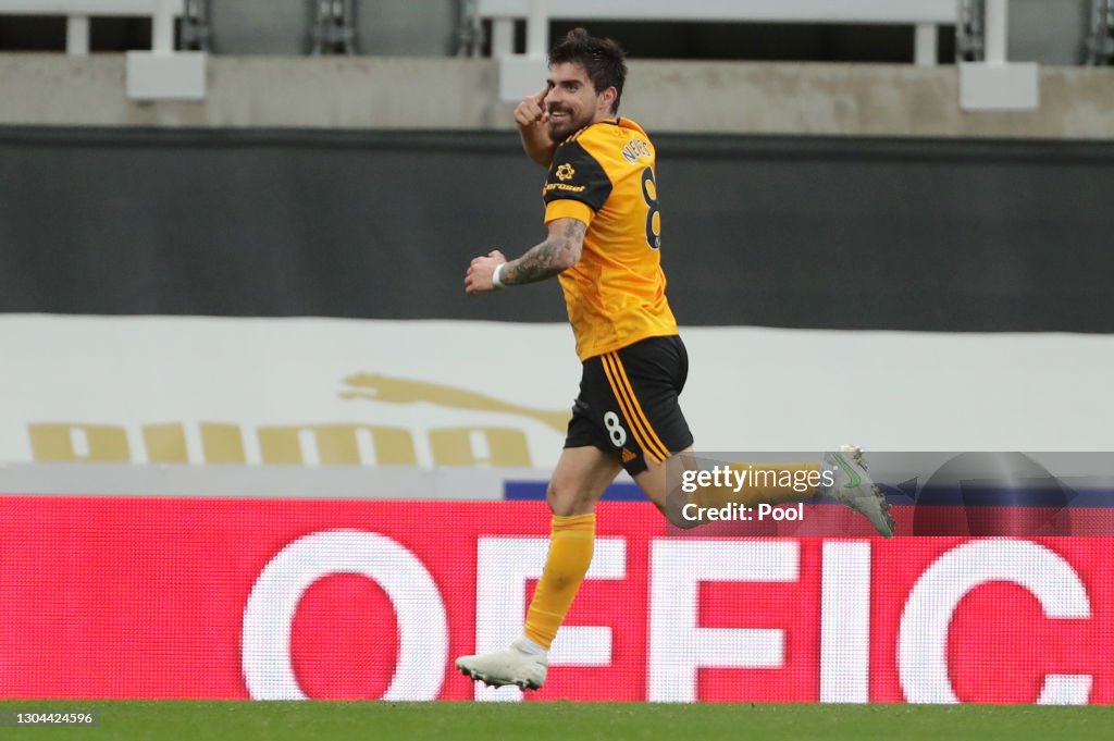 Newcastle United v Wolverhampton Wanderers - Premier League
