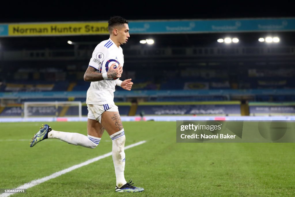 Leeds United v Aston Villa - Premier League