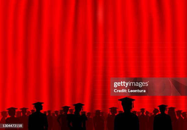 graduierung roter vorhang - theater gruppe stock-grafiken, -clipart, -cartoons und -symbole