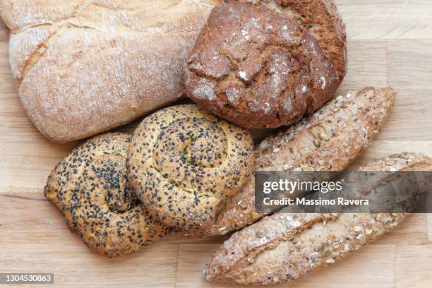 freshly baked bread - celiac disease stock pictures, royalty-free photos & images