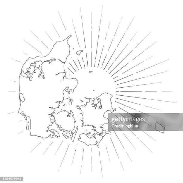 illustrations, cliparts, dessins animés et icônes de carte du danemark avec des rayons du soleil sur le fond blanc - copenhagen