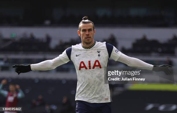Gareth Bale of Spurs celebrates scoring the opening goal during the Premier League match between Tottenham Hotspur and Burnley at Tottenham Hotspur...