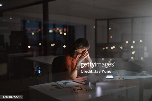 Ik ben niet in de buurt van het beëindigen van deze deadline vanavond. Ik ben niet in de buurt van het beëindigen van deze deadline vanavond.