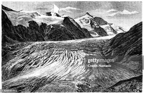 the pasterze glacier on the großglockner - glacier pasterze stock illustrations
