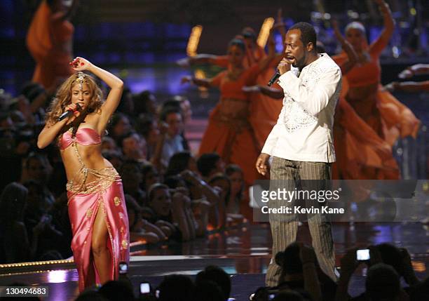 Shakira and Wyclef Jean perform "Hips Don't Lie" during 2006 MTV Video Music Awards - Show at Radio City Music Hall in New York City, New York,...