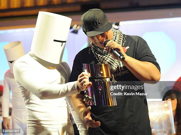 Scribe (Rapper) Photos and Premium High Res Pictures - Getty Images