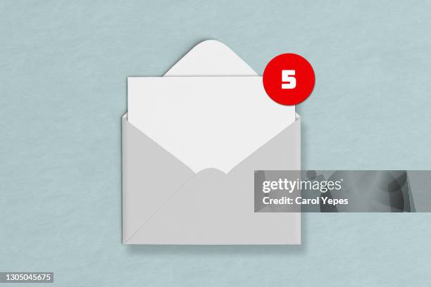 grey envelope with notification-email concept - post it stock-fotos und bilder