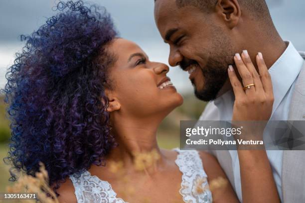 just married portrait - wedding couple laughing stock pictures, royalty-free photos & images