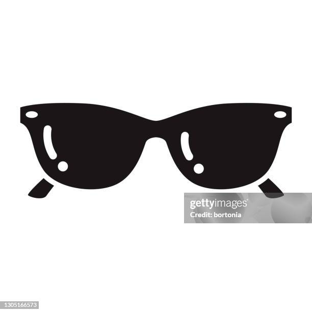 ilustrações de stock, clip art, desenhos animados e ícones de sunglasses travel glyph icon - moda vintage
